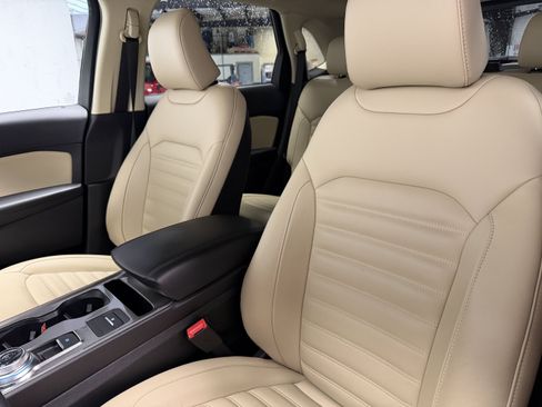 Used 2024 Ford Edge SEL w/ Convenience Package AWD/4WD image 18