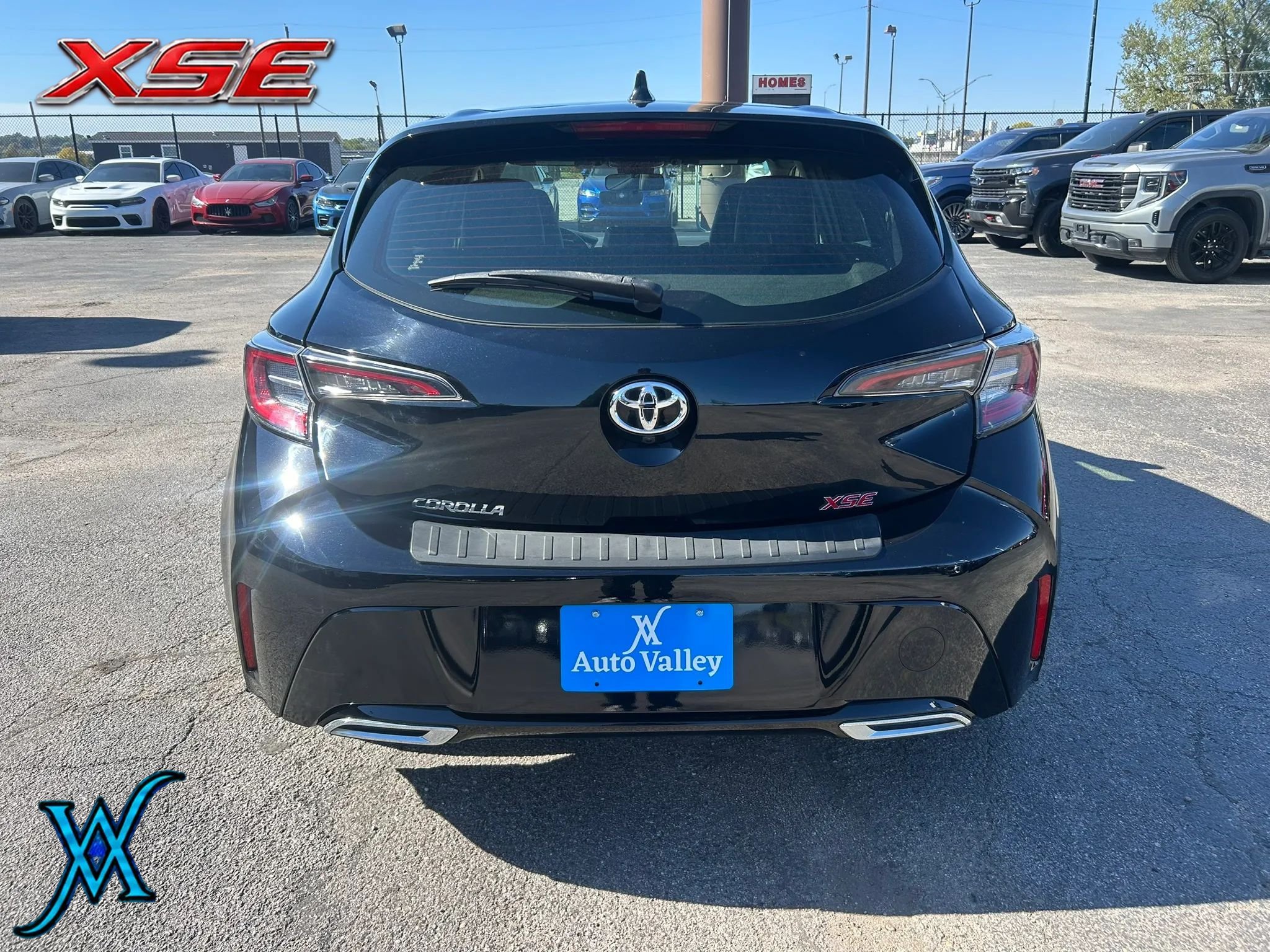 Used 2021 Toyota Corolla XSE FWD image 6