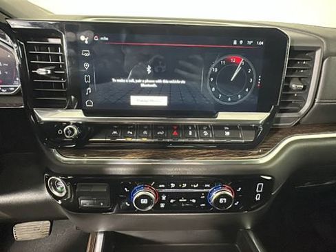 Used 2024 GMC Sierra 1500 Elevation w/ Elevation Premium Package AWD/4WD image 23