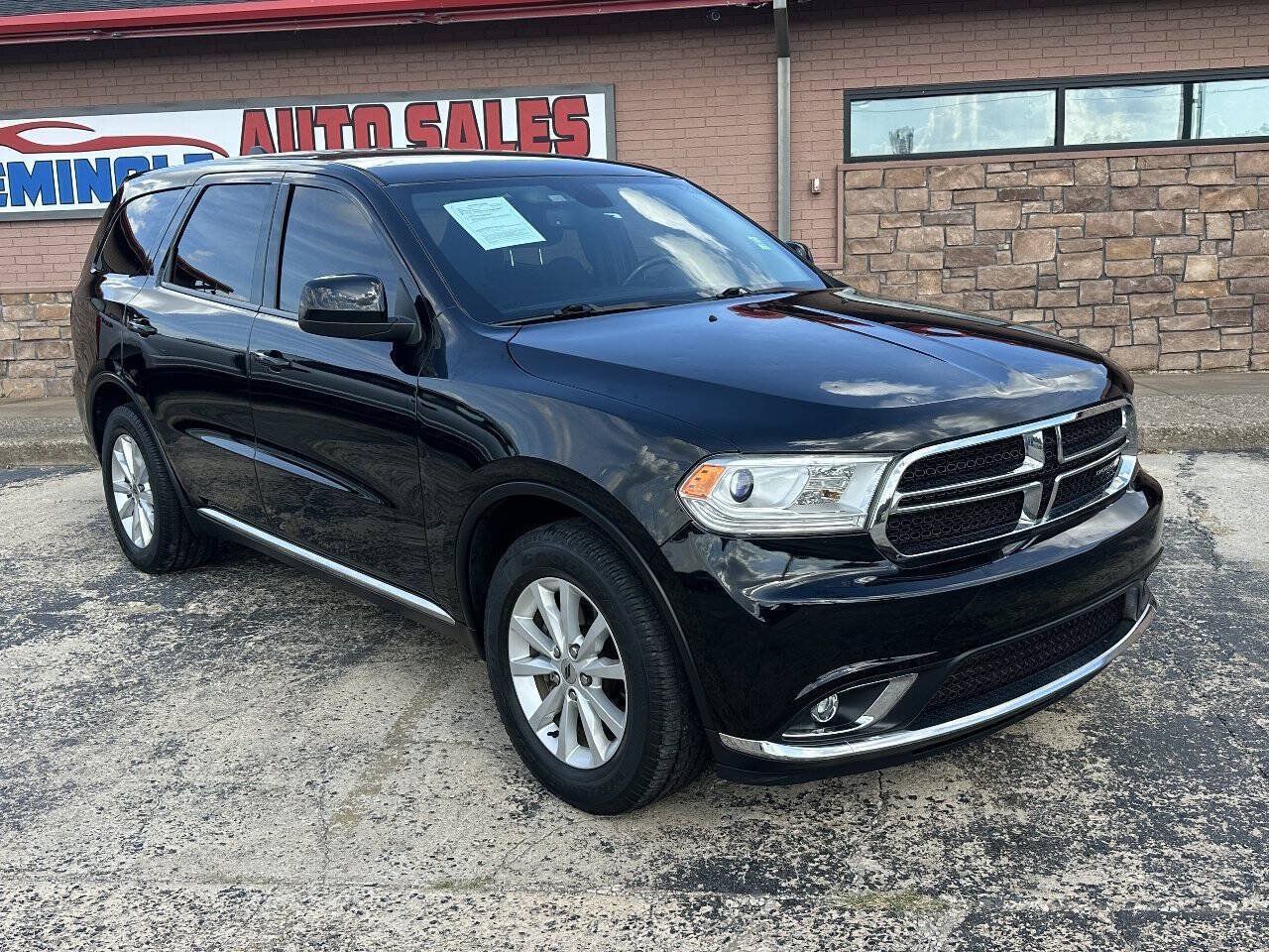 Used 2020 Dodge Durango SXT w/ 3rd Row Seating Group RWD image 2