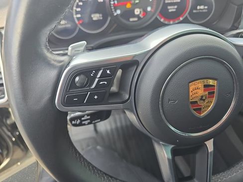 Used 2023 Porsche Cayenne Platinum Edition AWD/4WD image 20