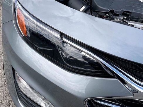 Used 2024 Chevrolet Malibu LT image 31