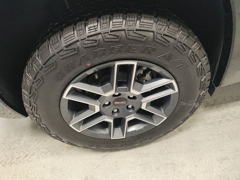 New 2026 GMC Terrain AT4 w/ Convenience Package III image 3