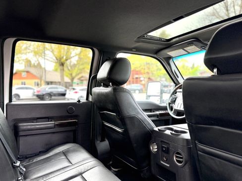 Used 2016 Ford F250 Platinum w/ FX4 Off-Road Package AWD/4WD image 11