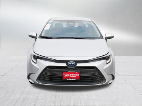 Certified 2024 Toyota Corolla LE image 2