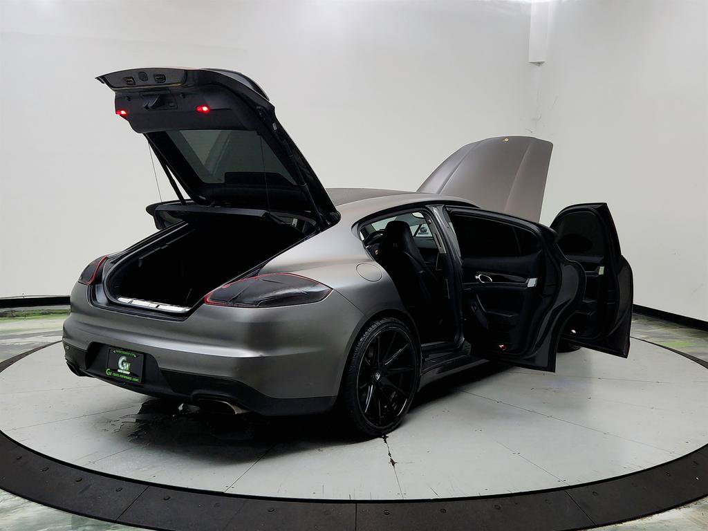 Used 2014 Porsche Panamera 4 AWD/4WD image 11