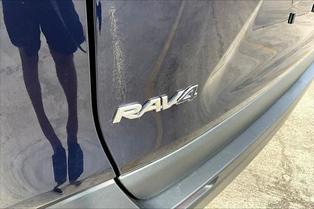 Certified 2024 Toyota RAV4 XLE AWD/4WD image 31