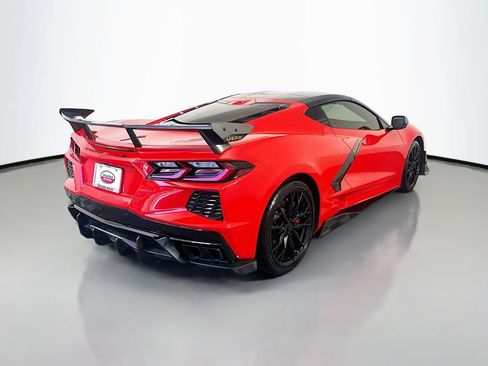 Used 2025 Chevrolet Corvette Stingray Coupe w/ Battery Protection Package RWD image 5