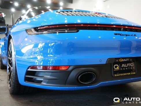 Used 2022 Porsche 911 Targa 4S AWD/4WD image 14