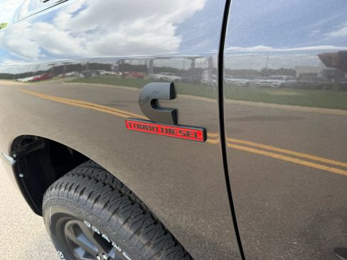 New 2026 RAM 2500 Big Horn AWD/4WD image 17