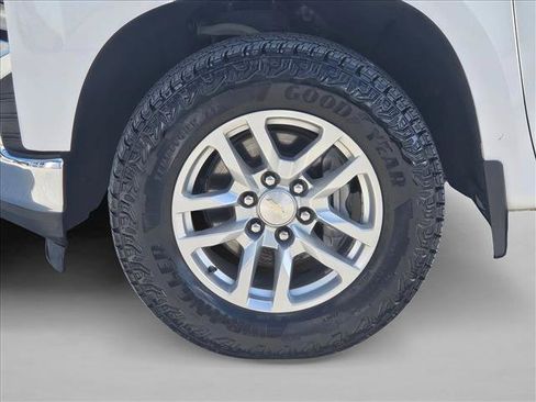 Used 2021 Chevrolet Silverado 1500 LTZ w/ LTZ Convenience Package II AWD/4WD image 24