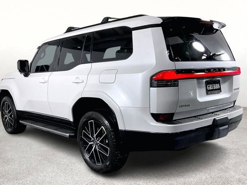 Used 2025 Lexus GX 550 550 Premium+ image 16