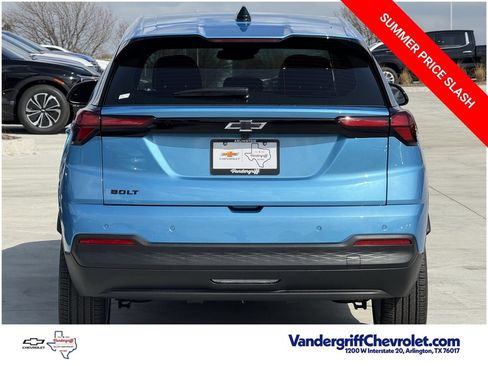 New 2027 Chevrolet Bolt LT w/ Comfort Package FWD image 5