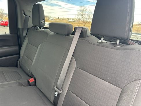 Used 2022 Chevrolet Silverado 2500 Custom w/ Custom Convenience Package AWD/4WD image 19