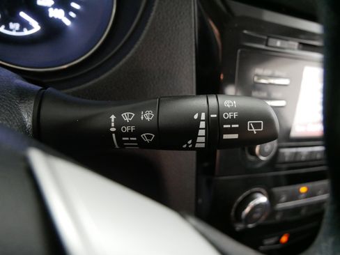 Used 2016 Nissan Rogue S image 30