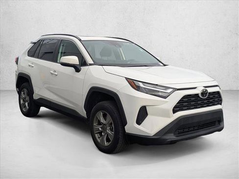 Used 2023 Toyota RAV4 XLE w/ Convenience Package FWD image 3
