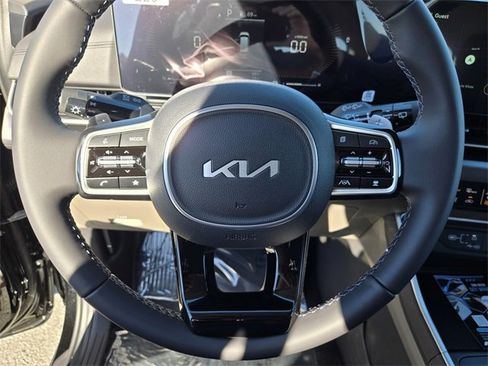 New 2026 Kia Carnival LXS image 20