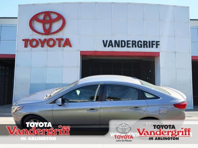 Used 2017 Hyundai Sonata SE FWD image 1