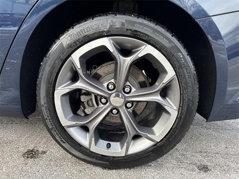 Used 2020 Chevrolet Malibu LT image 13