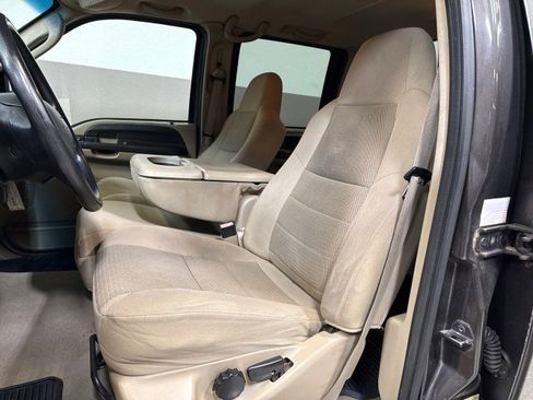 Used 2005 Ford F350 XLT image 15