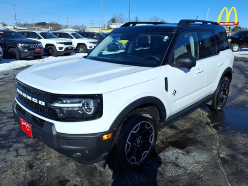 Used 2025 Ford Bronco Sport Outer Banks w/ Outer Banks Tech Package+ image 8