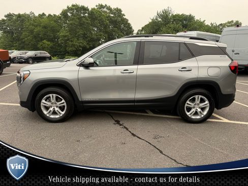 Used 2024 GMC Terrain SLE w/ Driver Convenience Package AWD/4WD image 5