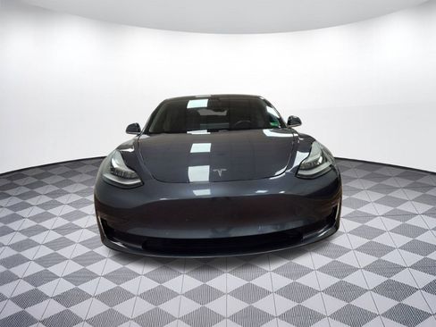 Used 2018 Tesla Model 3 Long Range image 5