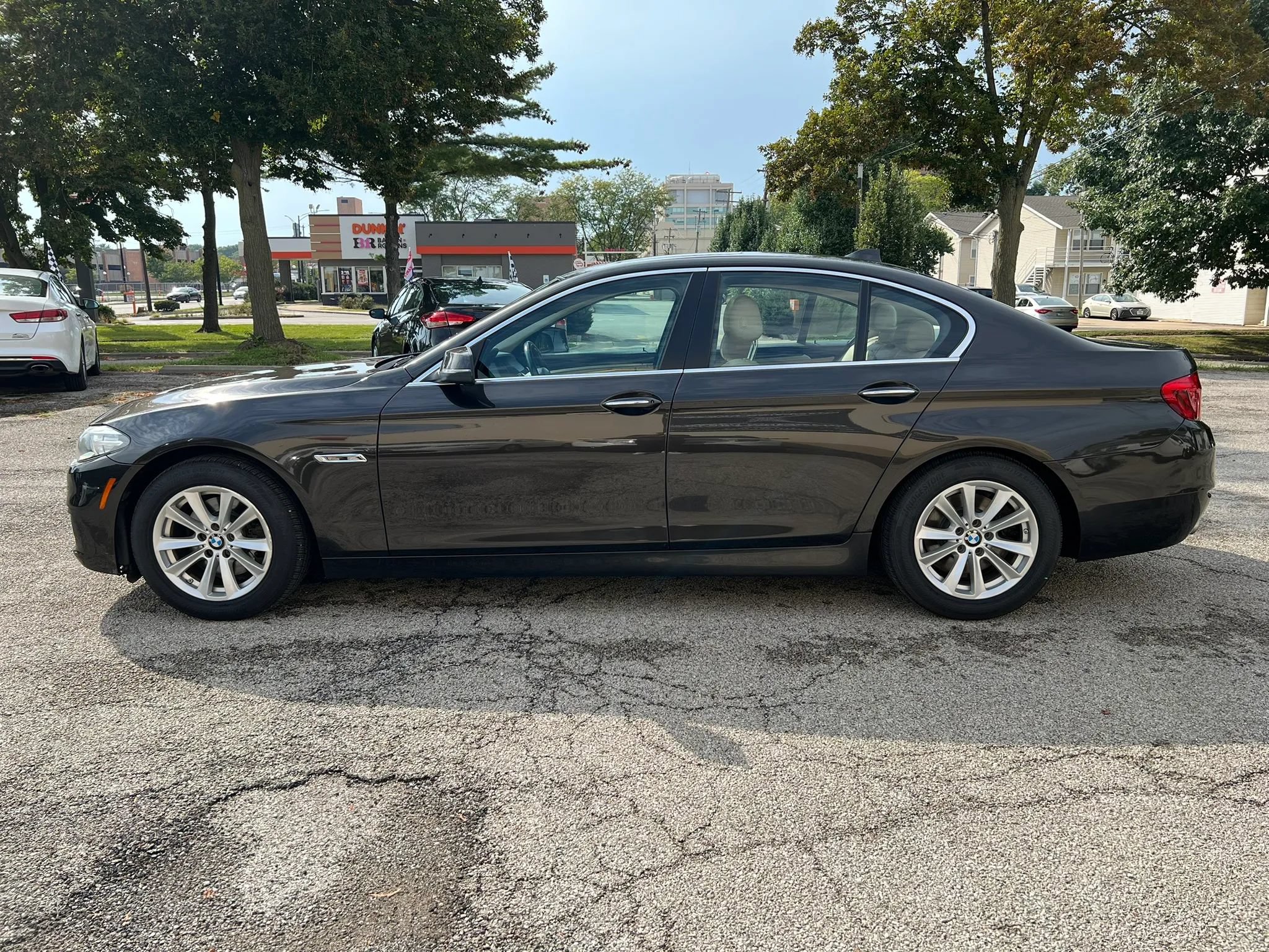 Used 2015 BMW 528i xDrive Sedan AWD/4WD image 4