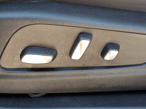 Certified 2023 Cadillac XT5 Premium Luxury w/ Technology Package image 18