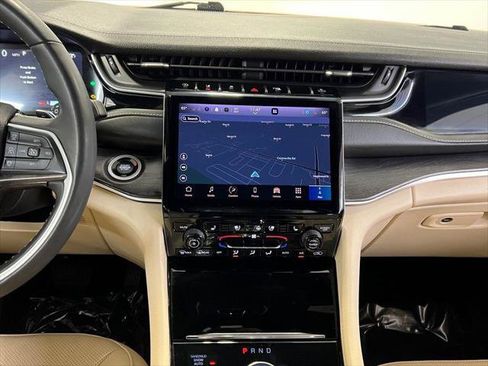 Certified 2023 Jeep Grand Cherokee L Limited w/ Luxury Tech Group II image 22