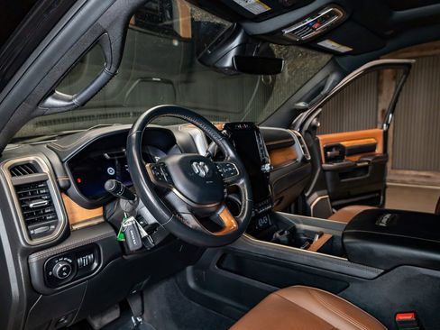 Used 2024 RAM 3500 Limited w/ Safety Group image 18