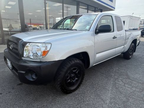 Used 2005 Toyota Tacoma 2WD Access Cab image 1
