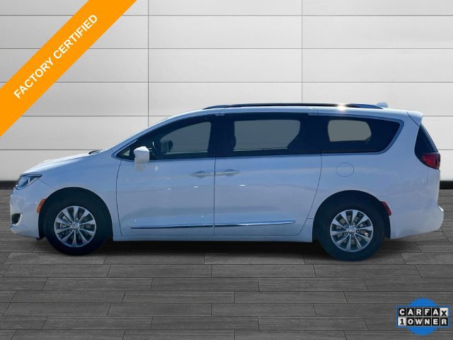 Used 2019 Chrysler Pacifica Touring-L FWD image 7