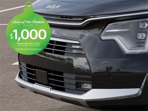 New 2025 Kia Niro SX Touring image 12