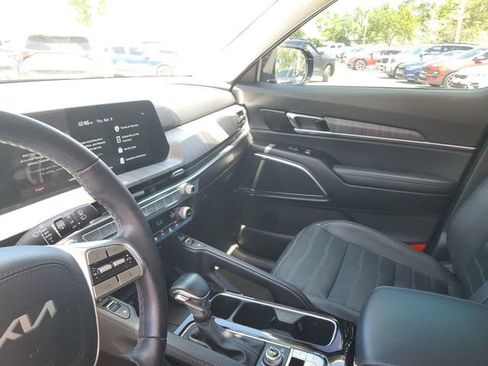Certified 2024 Kia Telluride SX Prestige image 17