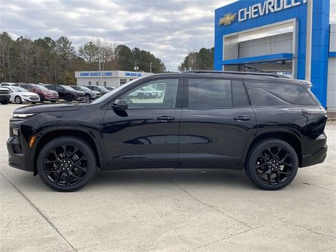 New 2026 Chevrolet Traverse RS w/ LPO, Floor Liner Package image 2