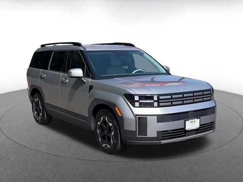 Used 2025 Hyundai Santa Fe SEL AWD/4WD image 3