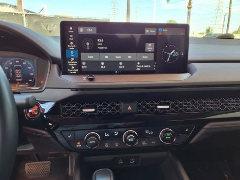 Used 2023 Honda Accord EX-L image 23