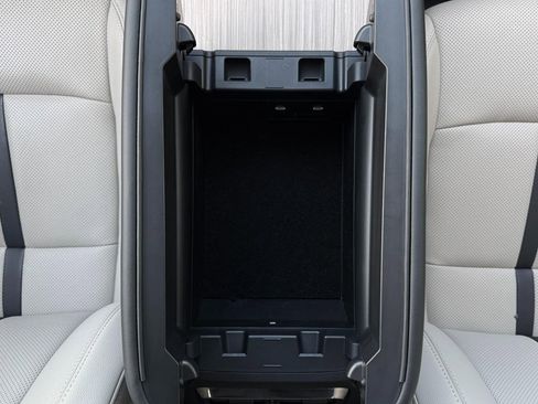 Used 2025 MAZDA CX-70 Plug-In Hybrid w/ Premium Pkg image 43