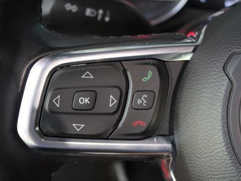 Used 2023 Jeep Wrangler Unlimited Sahara AWD/4WD image 16
