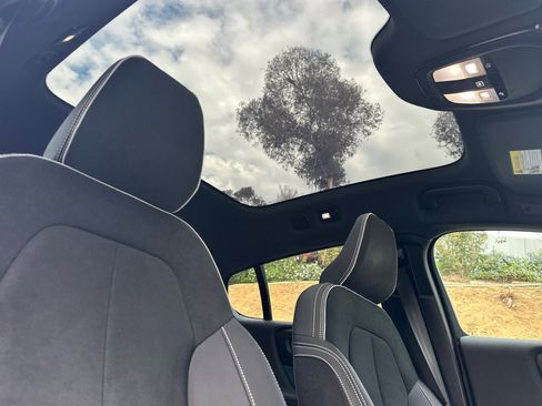 Certified 2023 Volvo C40 P8 Recharge Ultimate image 20