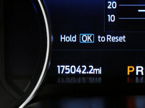 Used 2020 Ford F250 Limited w/ FX4 Off-Road Package image 26