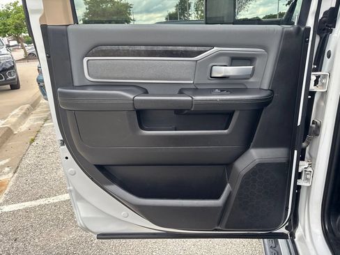 Used 2019 RAM 2500 Big Horn AWD/4WD image 38