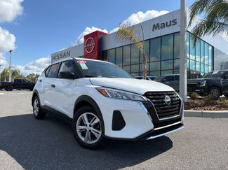 Certified 2025 Nissan Kicks Play S 360° Tour