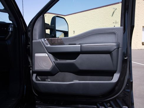 Used 2024 Ford F250 Lariat w/ Sport Appearance Package AWD/4WD image 13