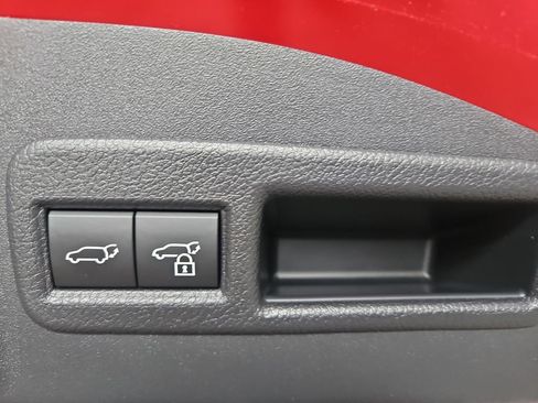 New 2026 Subaru Solterra AWD/4WD image 18