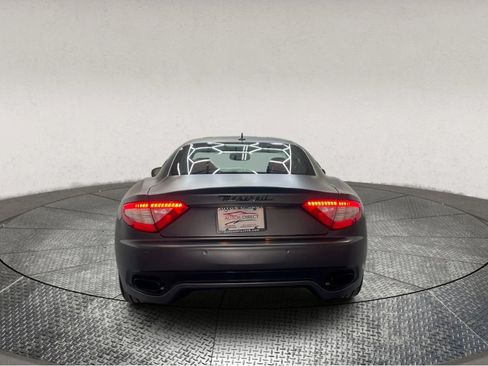 Used 2011 Maserati GranTurismo S image 7