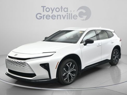 Certified 2025 Toyota Crown Signia image 1