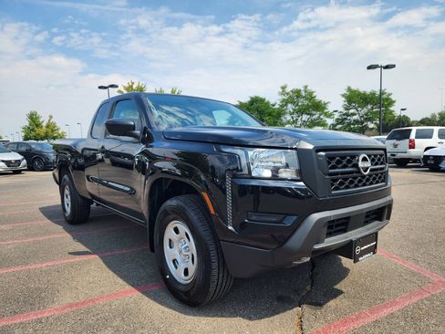 Used 2024 Nissan Frontier S w/ Technology Package AWD/4WD image 7