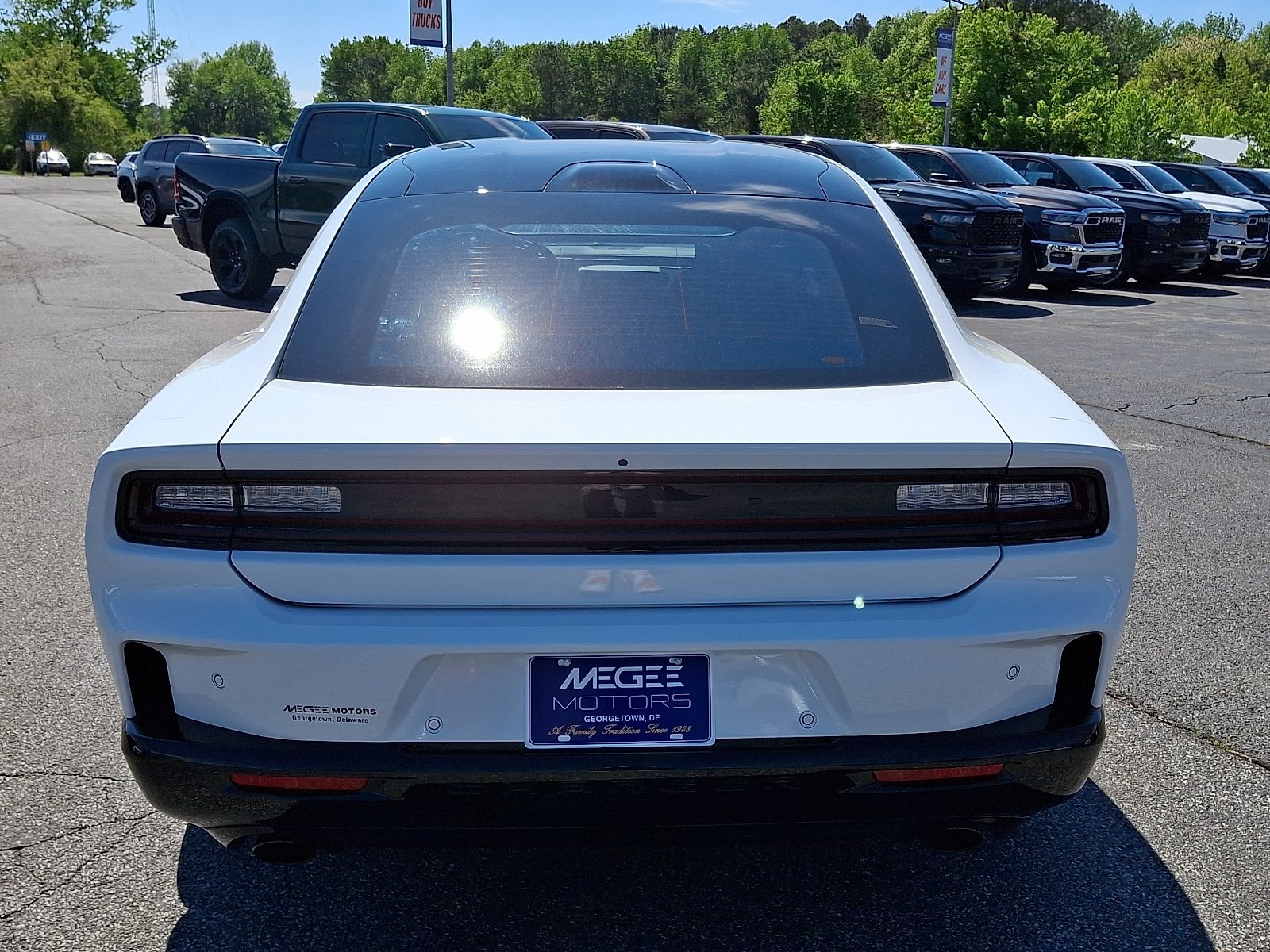 New 2026 Dodge Charger R/T w/ Driver Convenience Group AWD/4WD image 5